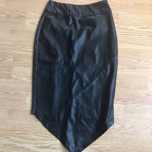 MinkPink Faux Leather Skirt sz XS